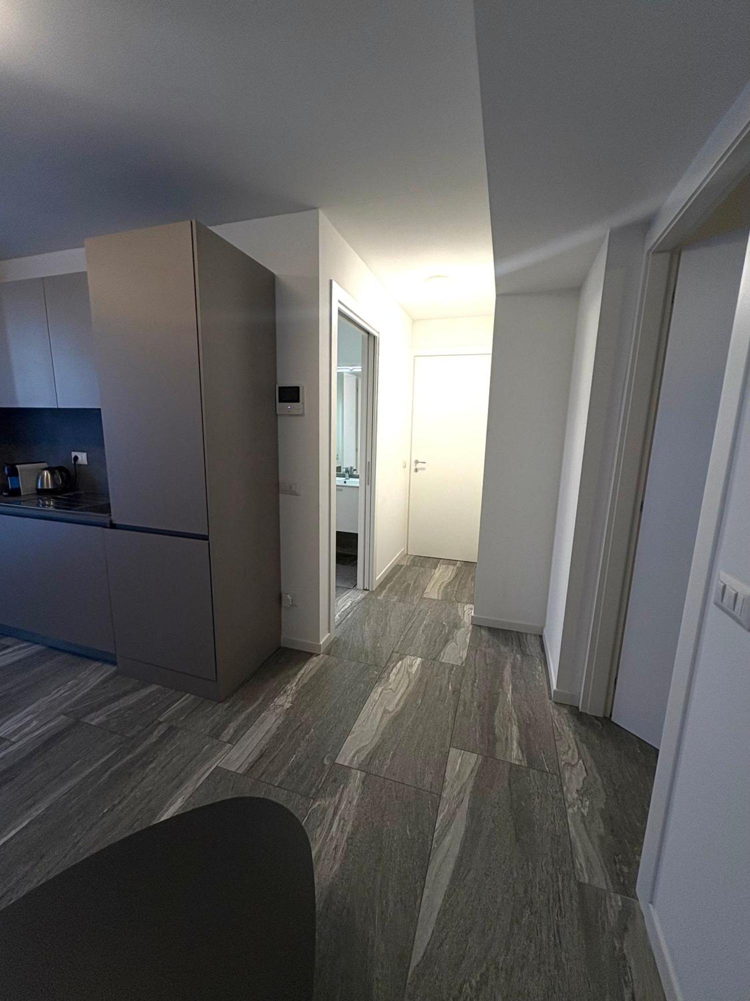 Essential Apartment Sesto San Giovanni Buitenkant foto