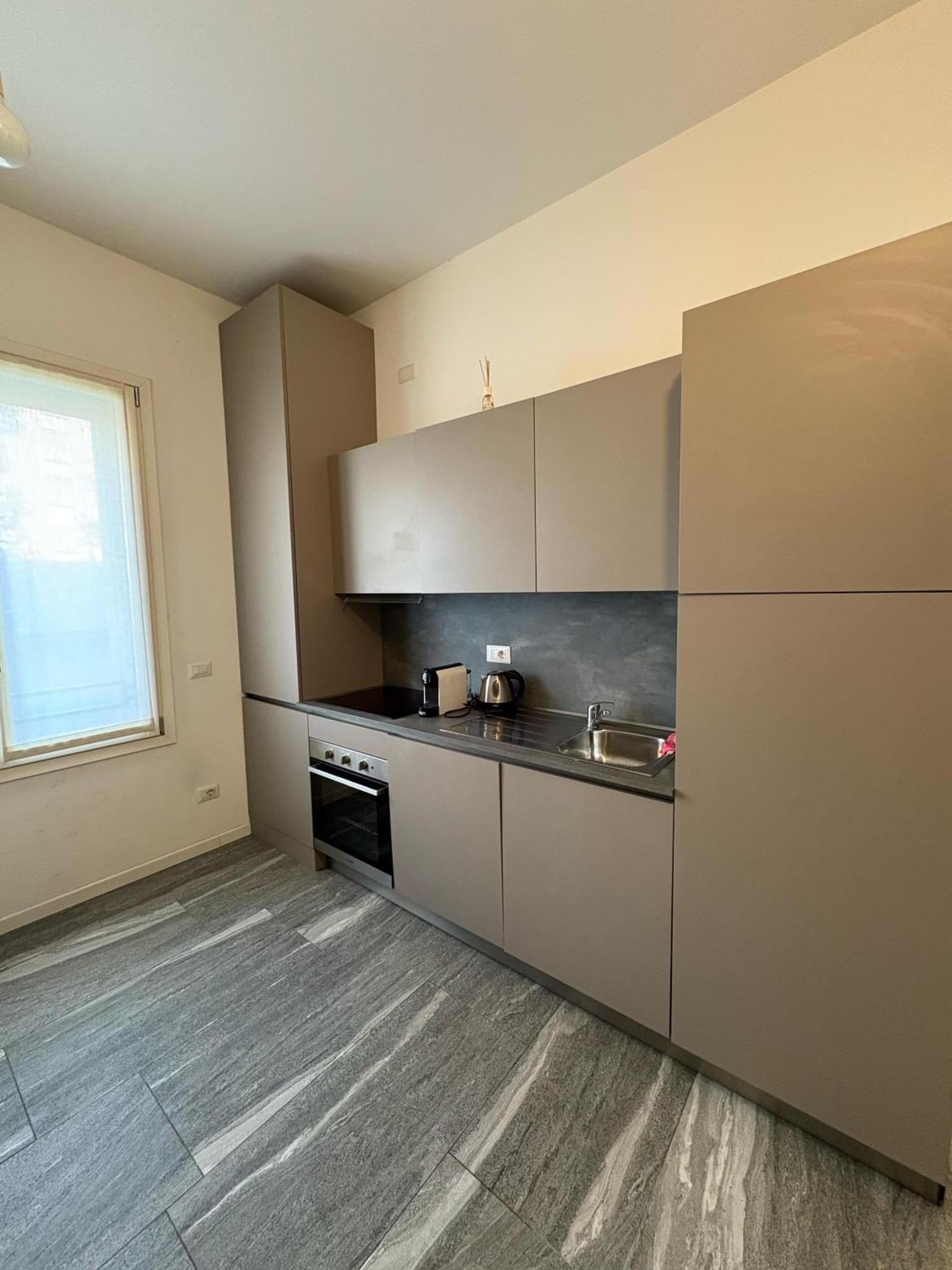 Essential Apartment Sesto San Giovanni Buitenkant foto