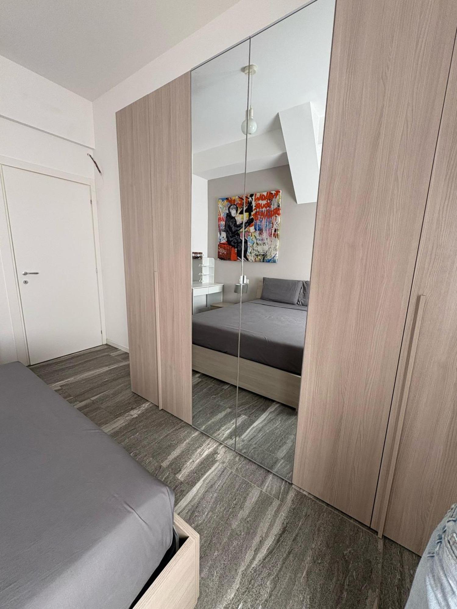 Essential Apartment Sesto San Giovanni Buitenkant foto