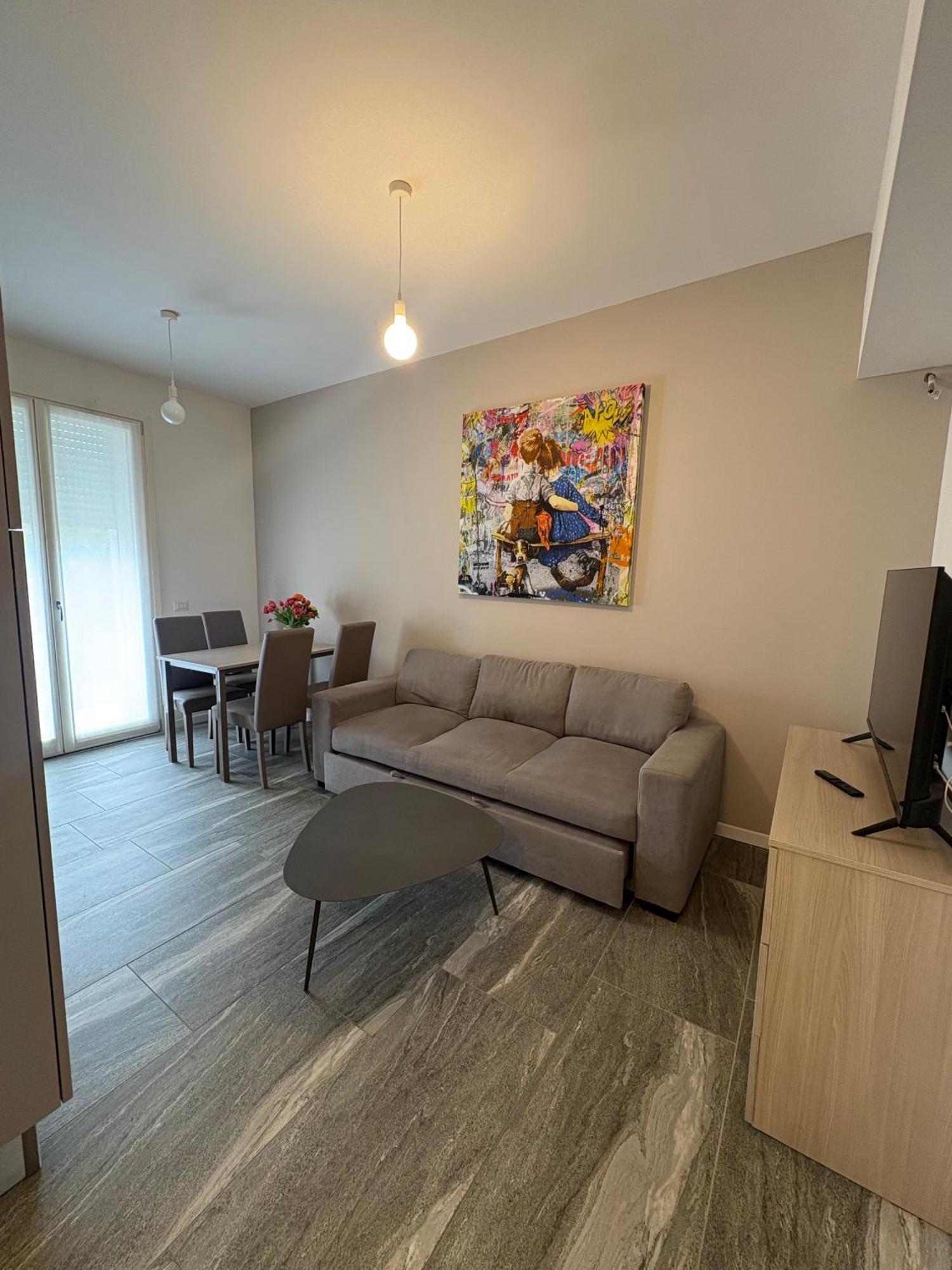 Essential Apartment Sesto San Giovanni Buitenkant foto